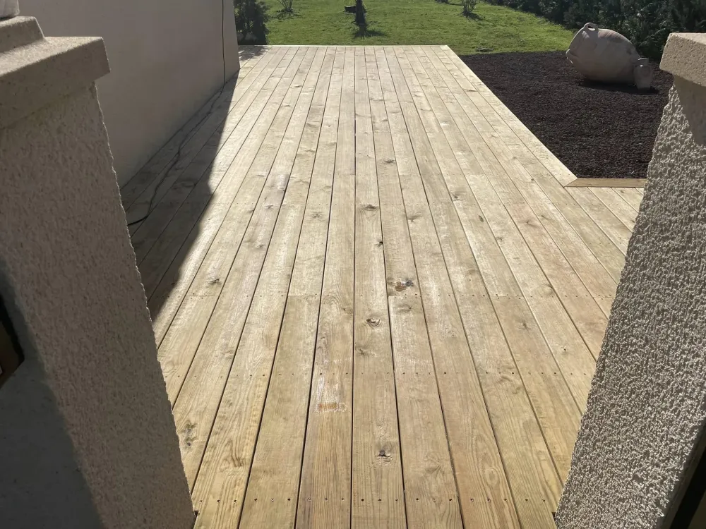 Création de terrasses en bois à Bon-Encontre